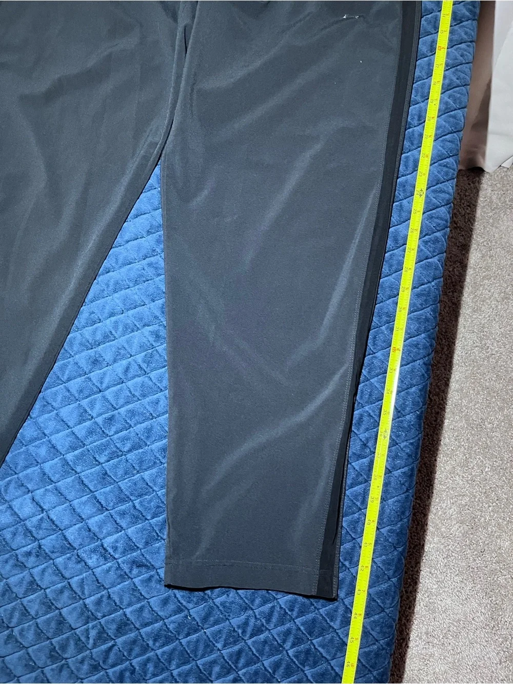 Nike Men's Black Jogger Track Pants with Side Stripe